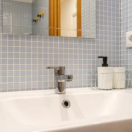 Urban Pathway 2br Apartment Porto