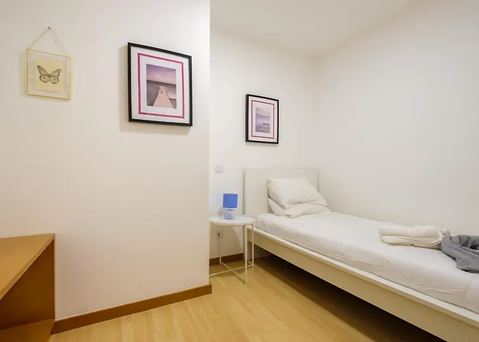 Urban Pathway 2br * Oporto